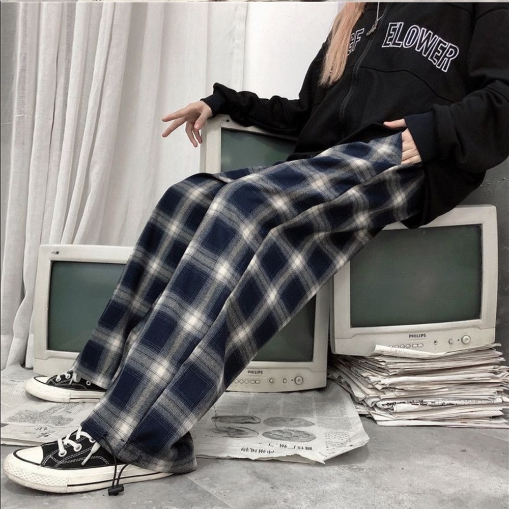 like Brandy Melville Plaid pants